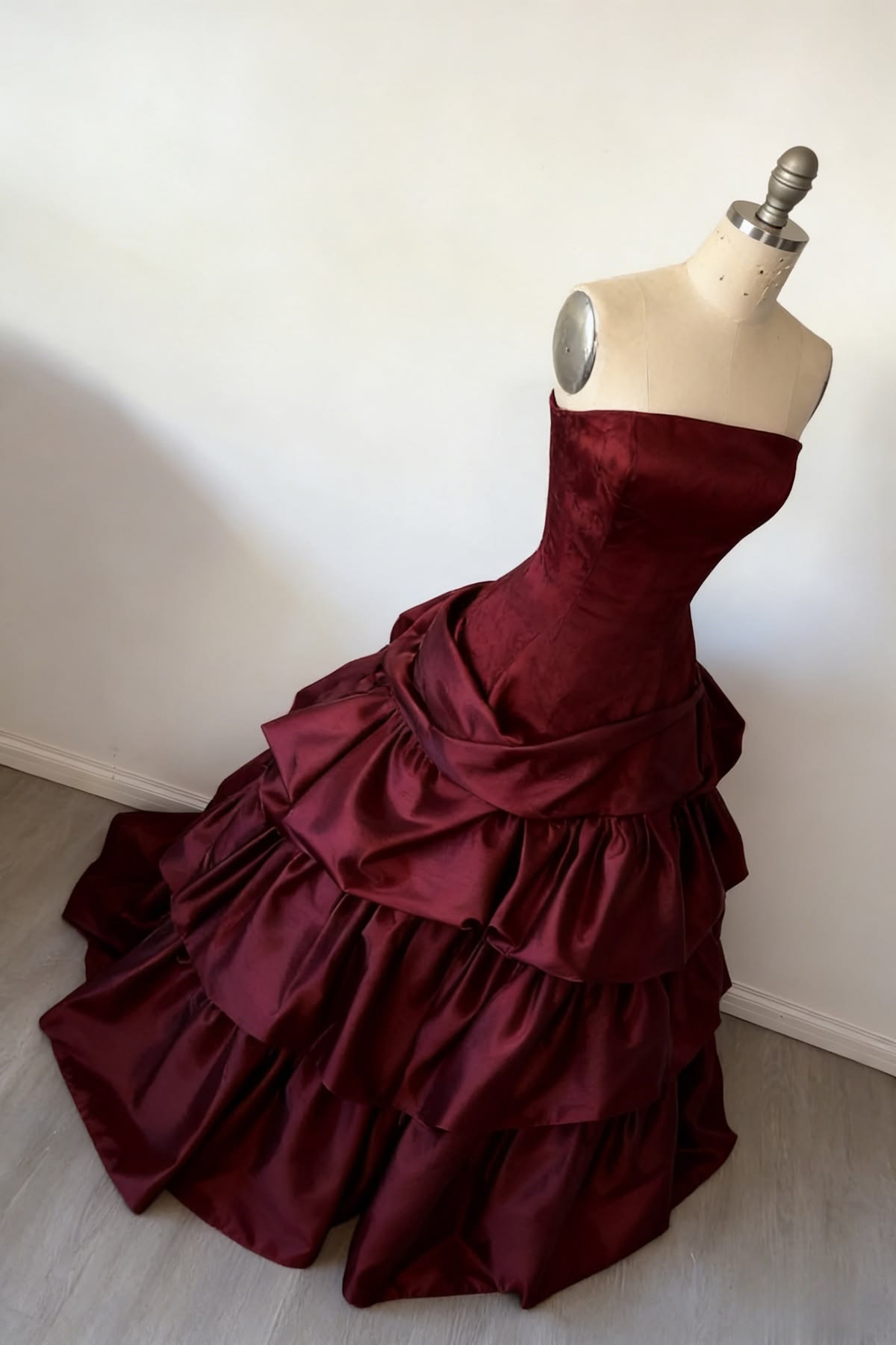 Gorgeous A-Line Burgundy Prom Dress Satin Strapless Long Evening Dress Sleeveless Occasion Dress N1867