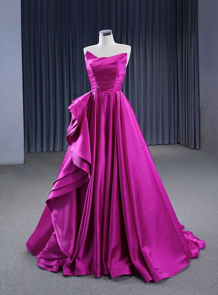 Robe de bal plissée sans bretelles en satin fuchsia, coupe trapèze, idéale pour un anniversaire (AB2346)