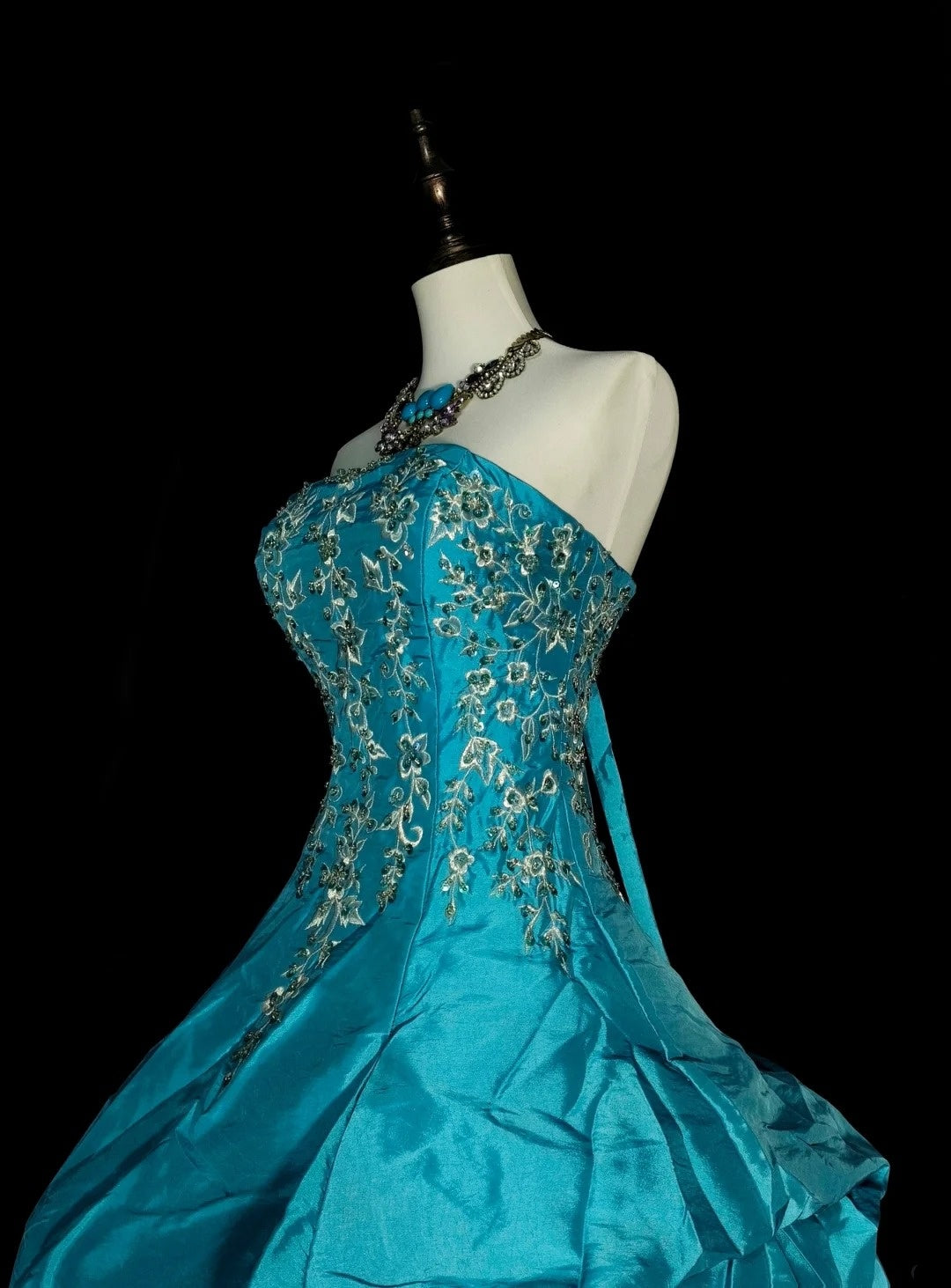 Vintage Ballkleid, trägerlos, blauer Organza mit Rüschen, Sweet 16 Kleider, Quinceañera Kleid, lang, Vestidos De Fiesta N1461