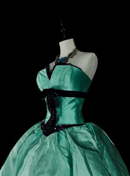 Vintage Ballkleid aus den 1760er Jahren, grün mit plissiertem Satin, langes Abendkleid N1598