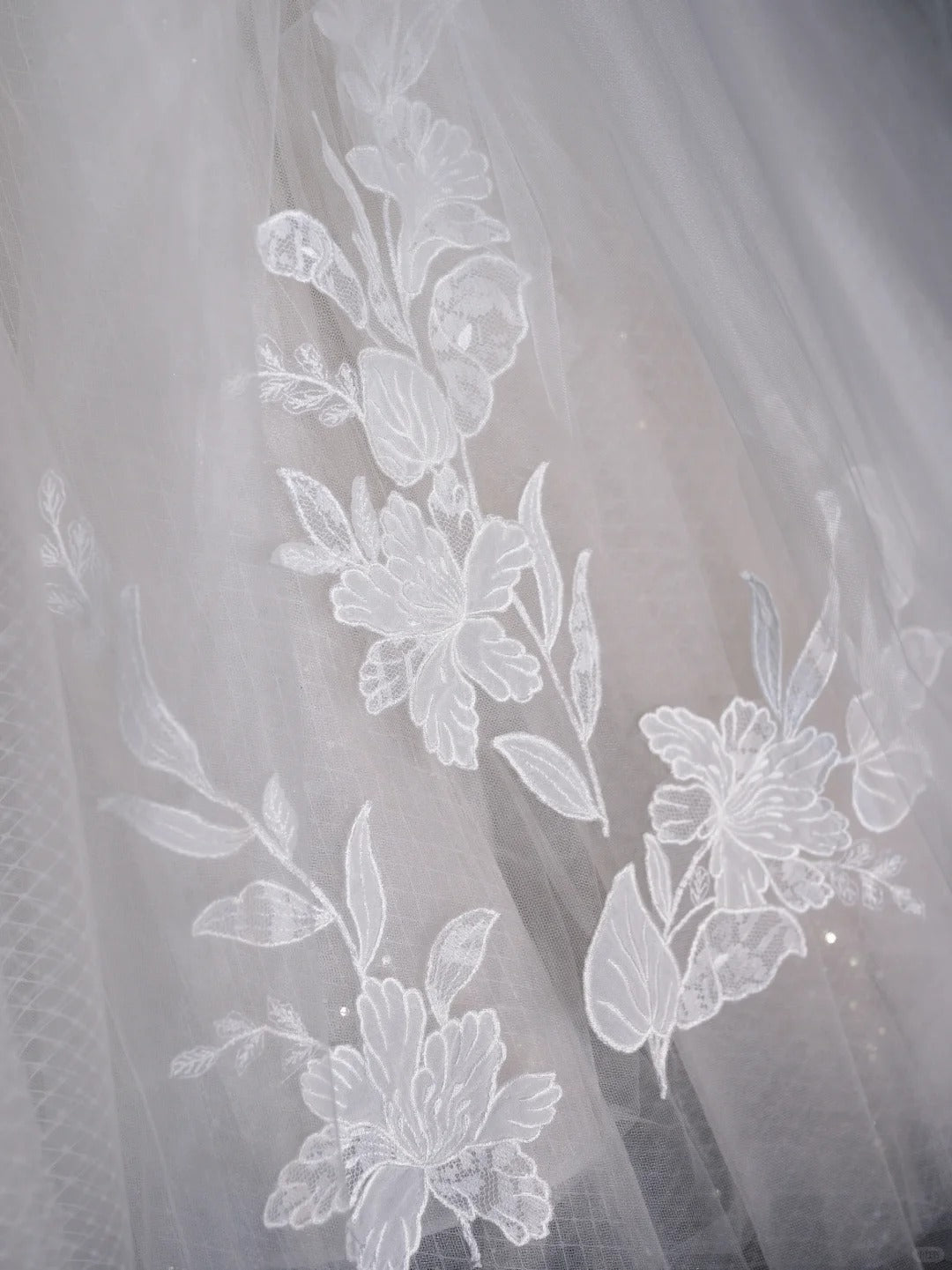 Dreamy Mermaid Sweetheart Satin White With Corset Fitted Brides Gown Bridal Dress Style Long Wedding Dresses RB6570