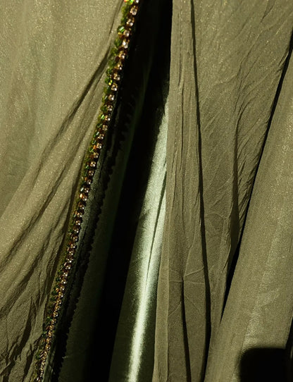 Robes de bal vintage sirène en mousseline vert olive avec perles Tenues de soirée formelles N3854