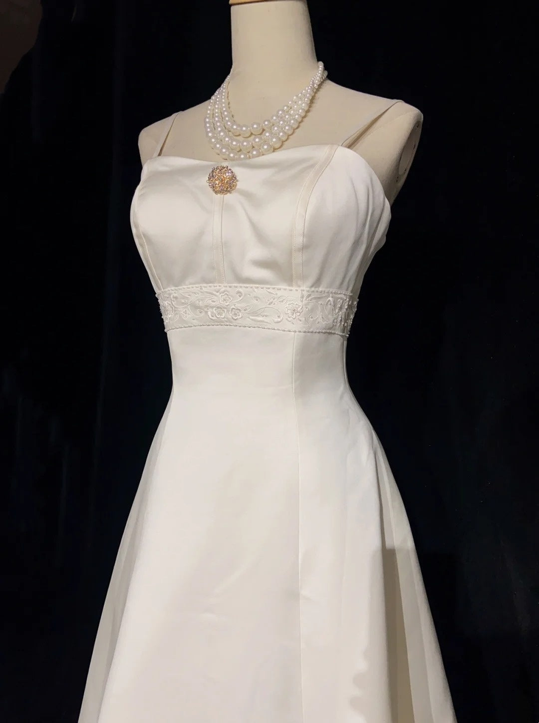 Zeitlose Hochzeitskleider Ballkleid Spaghettiträger Elfenbein mit Perlen Lang Brautkleid N3433