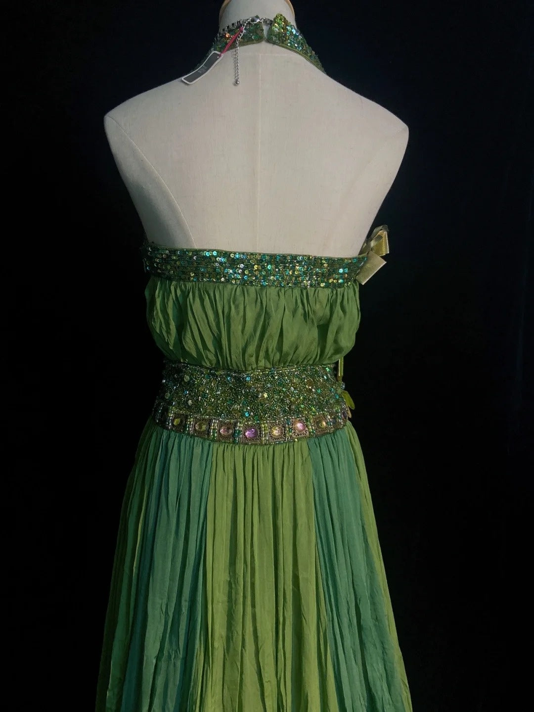 Robes de soirée Glamour A-line en mousseline de soie verte avec perles, tenues de soirée formelles N3843