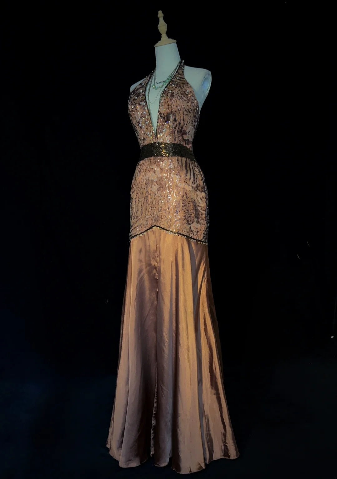 Prinzessin Abschlussballkleider Meerjungfrau V-Ausschnitt Braun Mit Spitze Perlen Abend Langes Kleid N3293