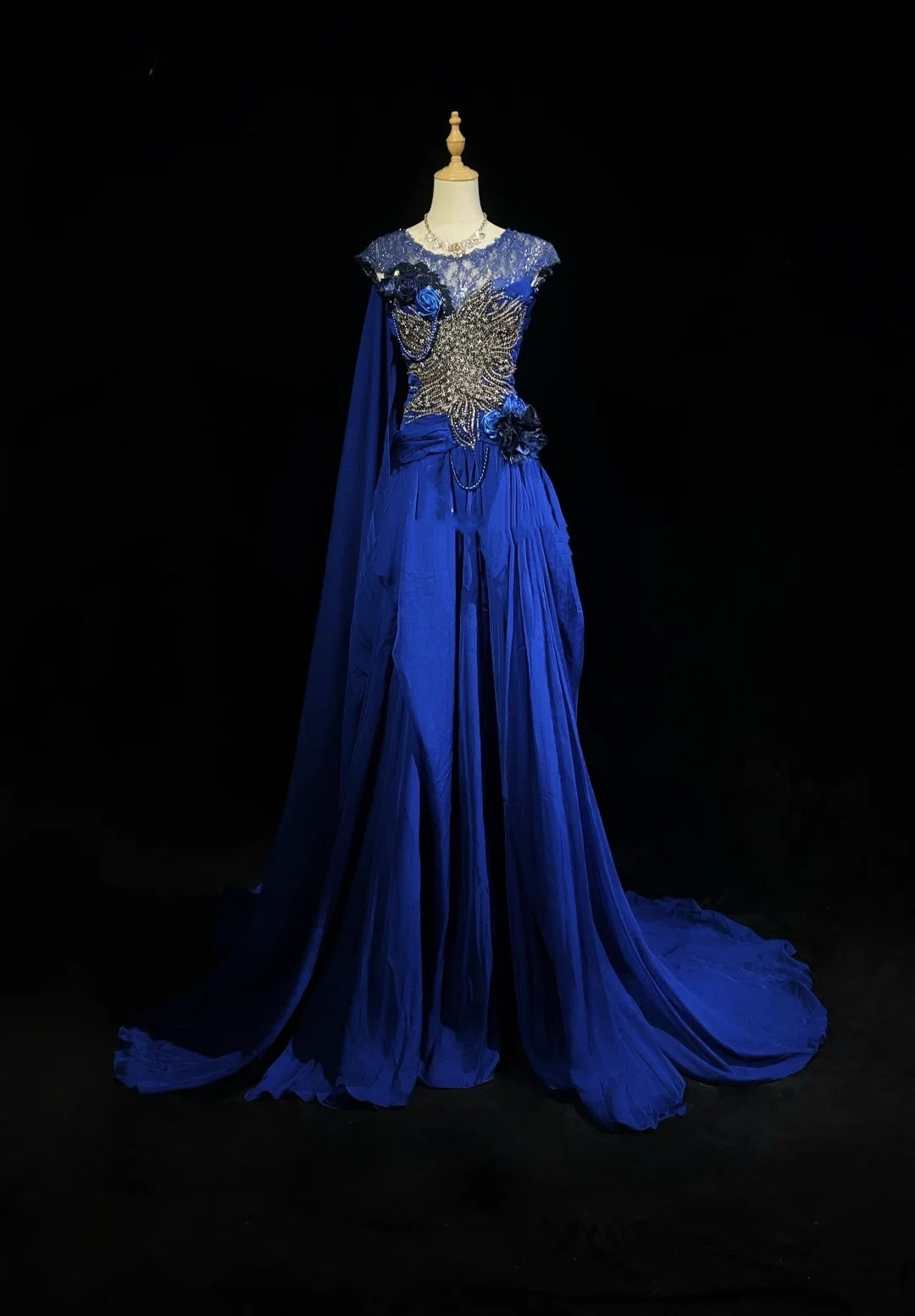 Robes de bal élégantes coupe trapèze col rond bleu roi mousseline dentelle perlée longue robe de soirée N2916