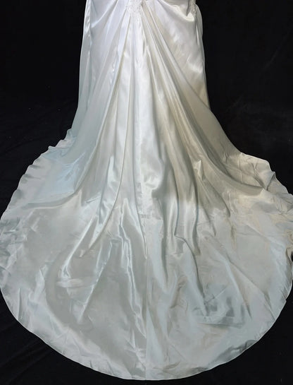 Robes de mariée uniques sirène, fines bretelles, ivoire avec appliques volantées, longue robe de mariée N3631