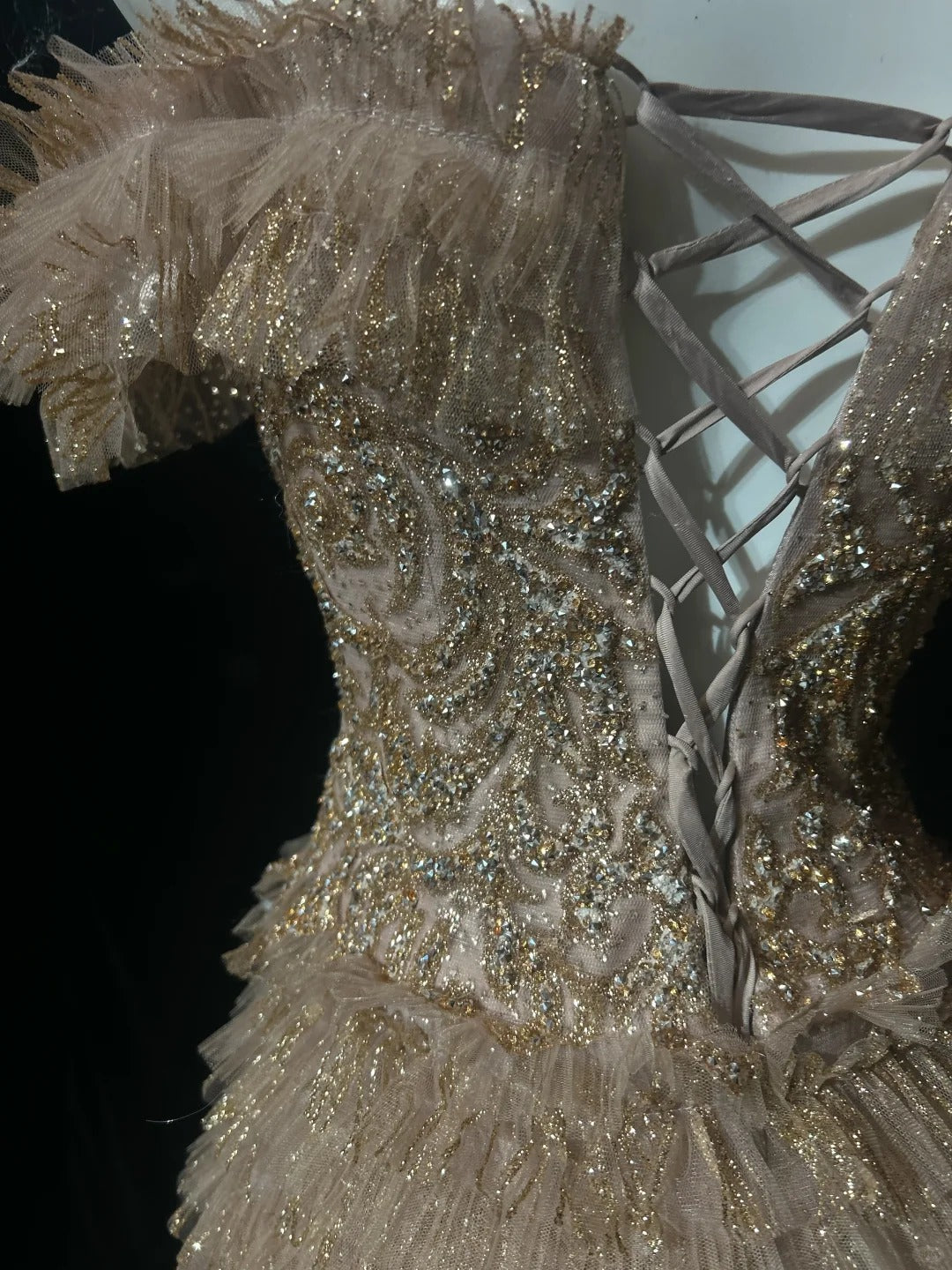 Robes de bal vintage Ligne A Bretelles fines Dentelle dorée Avec manches Robe de soirée formelle années 80 RB3268