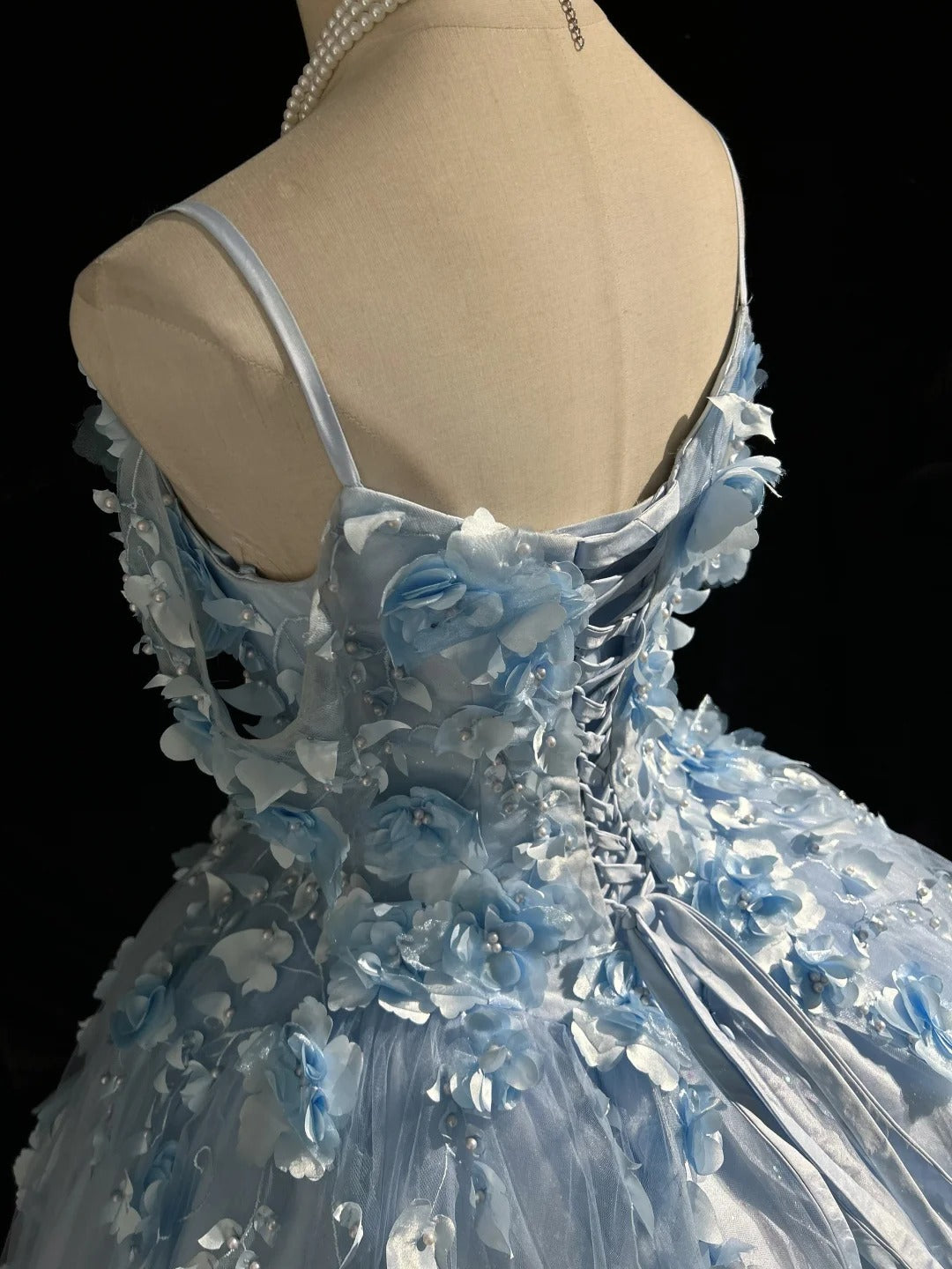Wunderschöne Abschlussballkleider Ballkleid Off Shoulder Tüll Blau mit Applikationen Langes Abendkleid N2926