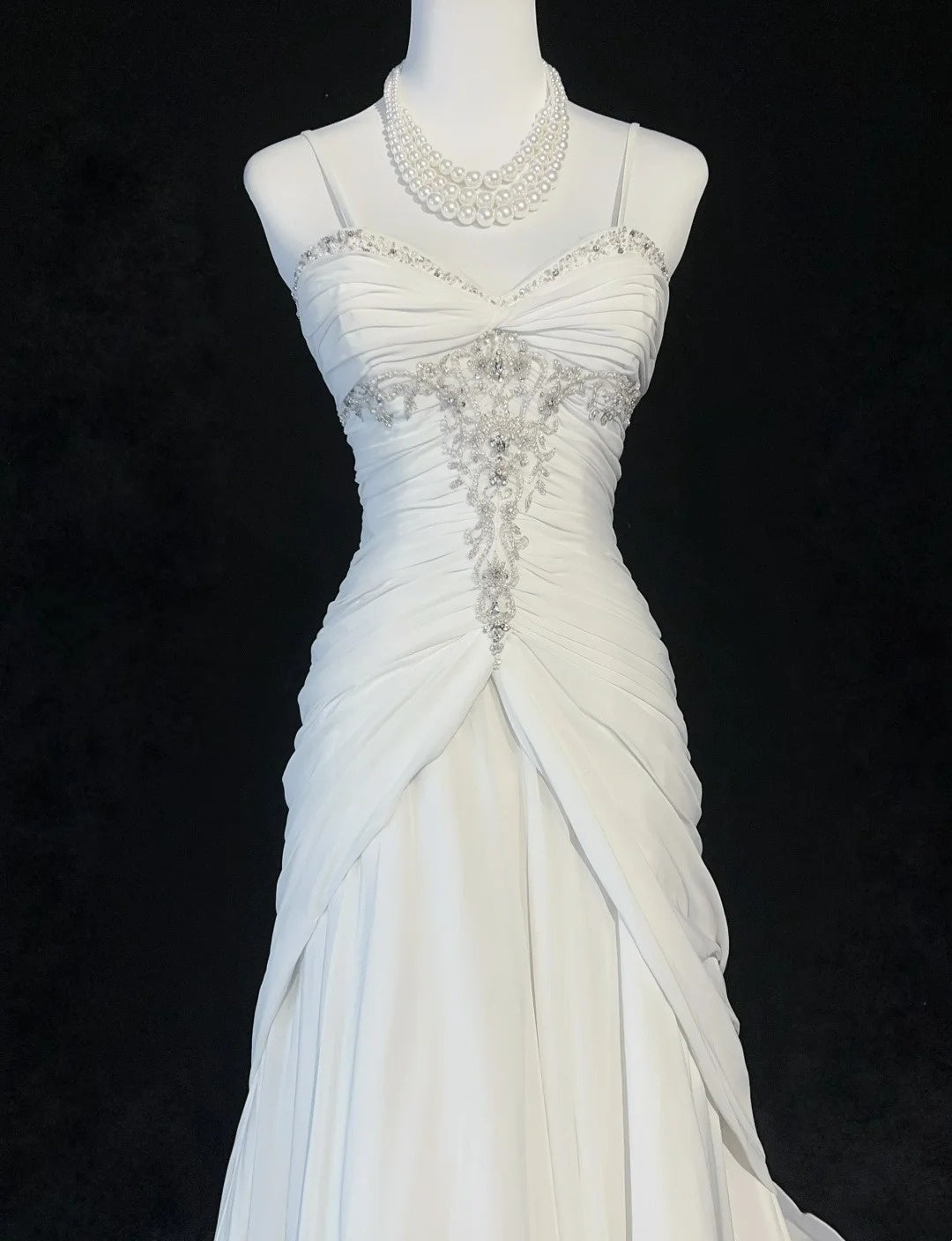 Robes de Mariée Intemporelles Sirène Bretelles Spaghetti Mousseline Blanche avec Écharpe Longue Robe de Mariée N3063