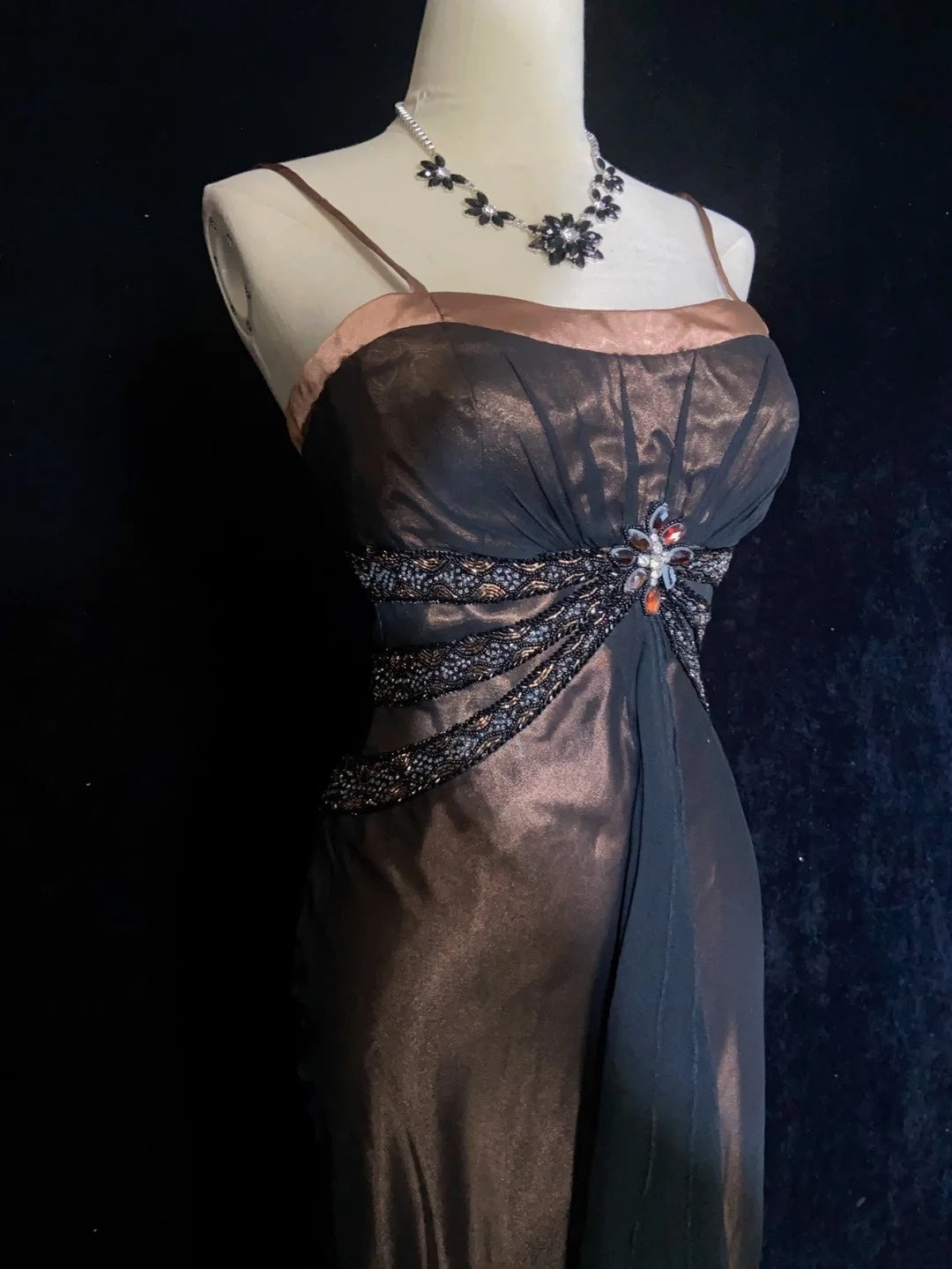 Vintage-Abschlussballkleider Spaghettiträger Meerjungfrau Braun Satin Schwarz Chiffon Lange Formelle Abendkleider N3861