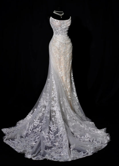 Elegantes langes Brautkleid, weißes Meerjungfrauen-Kleid, trägerlos, aus Spitze, mit Schleppe, AB2476