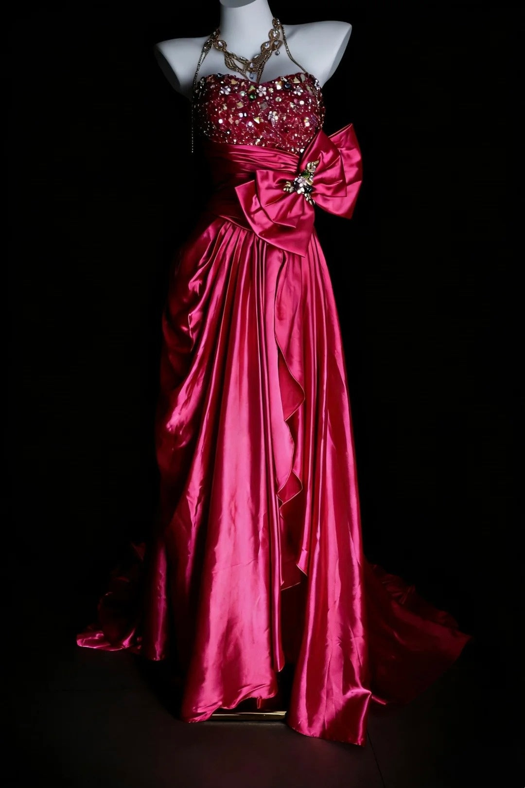 Bescheidene Abschlussballkleider A-Linie Trägerlos Hot Pink Fuchsia Langes formelles Tanzkleid N2975