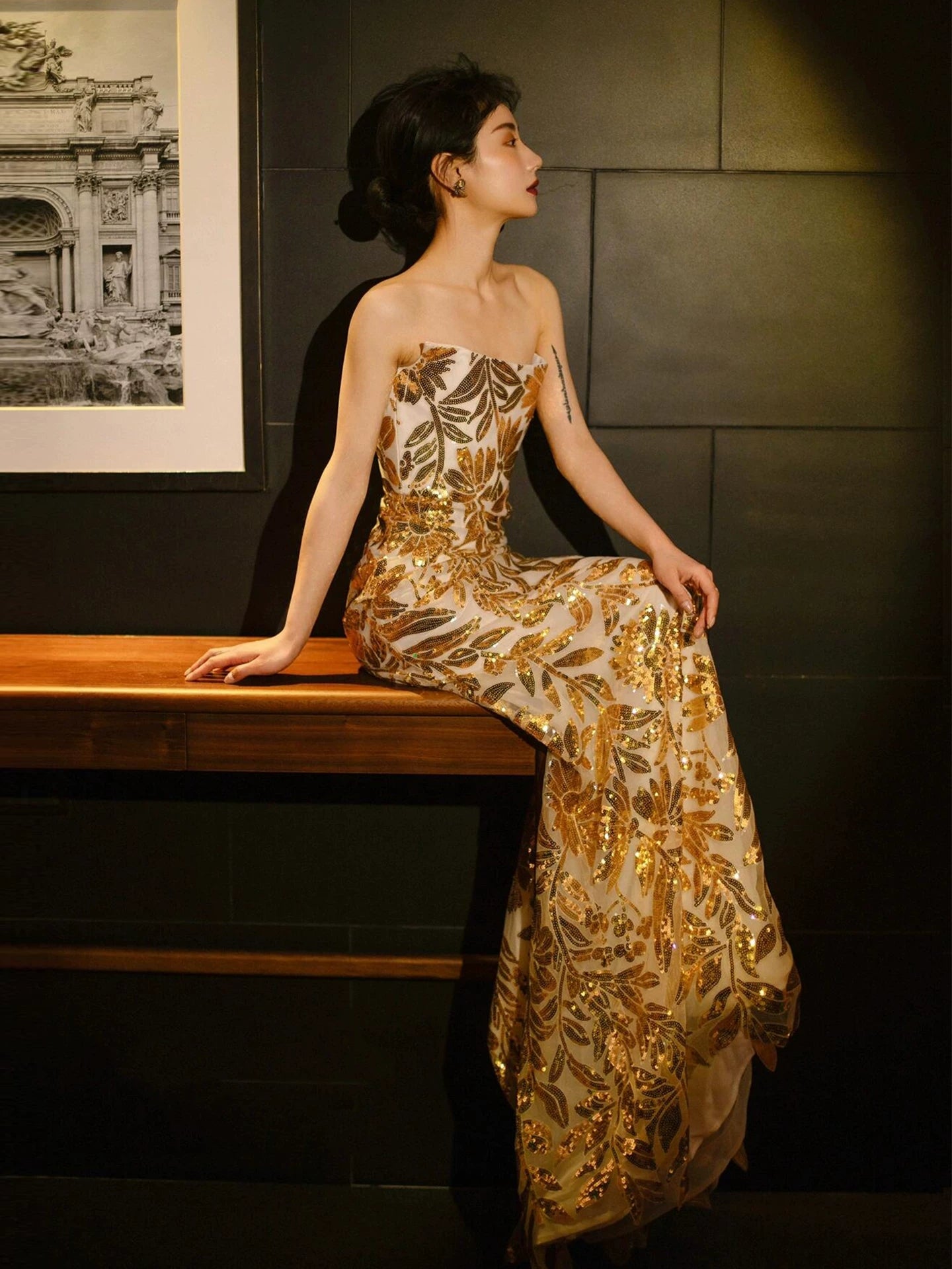 Glitzerndes Meerjungfrauen-Kleid, trägerlos, goldfarben, ärmellos, Inspiration für lange Abendoutfits, Outfits zum 18. Geburtstag AB2220