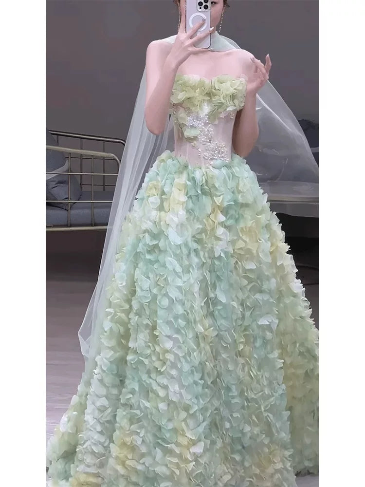 Prinzessinnen-Ballkleid, trägerlos, grün, geblümter Tüll mit Schal, modisches und ästhetisches Abendkleid für Teenager, festliche Kleider, Party-Outfits, Ballkleid AB2216