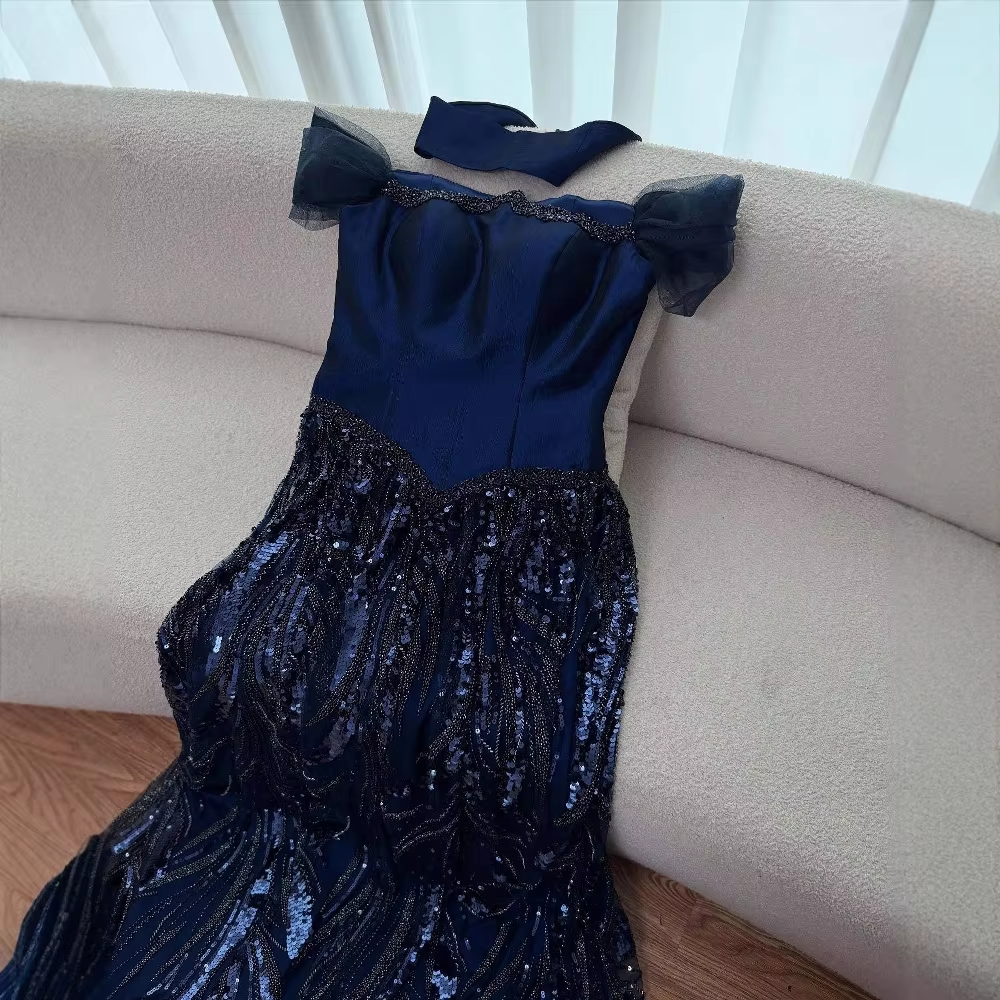 Maßgeschneidertes Abendkleid in Marineblau, Luxuskleid Sharon Happy, AB1049