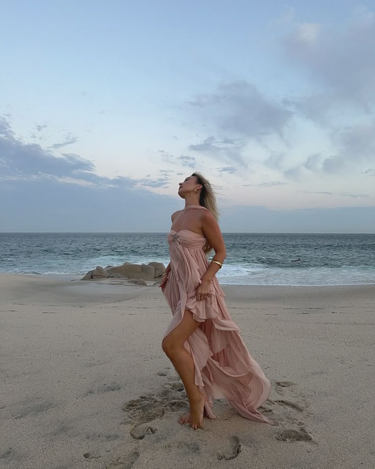 Niedliches, rückenfreies, langes Sommerkleid mit A-Linien-Ausschnitt, Schal, geeignet für Strand, Ball und Hochzeiten im Frühling (N1404)
