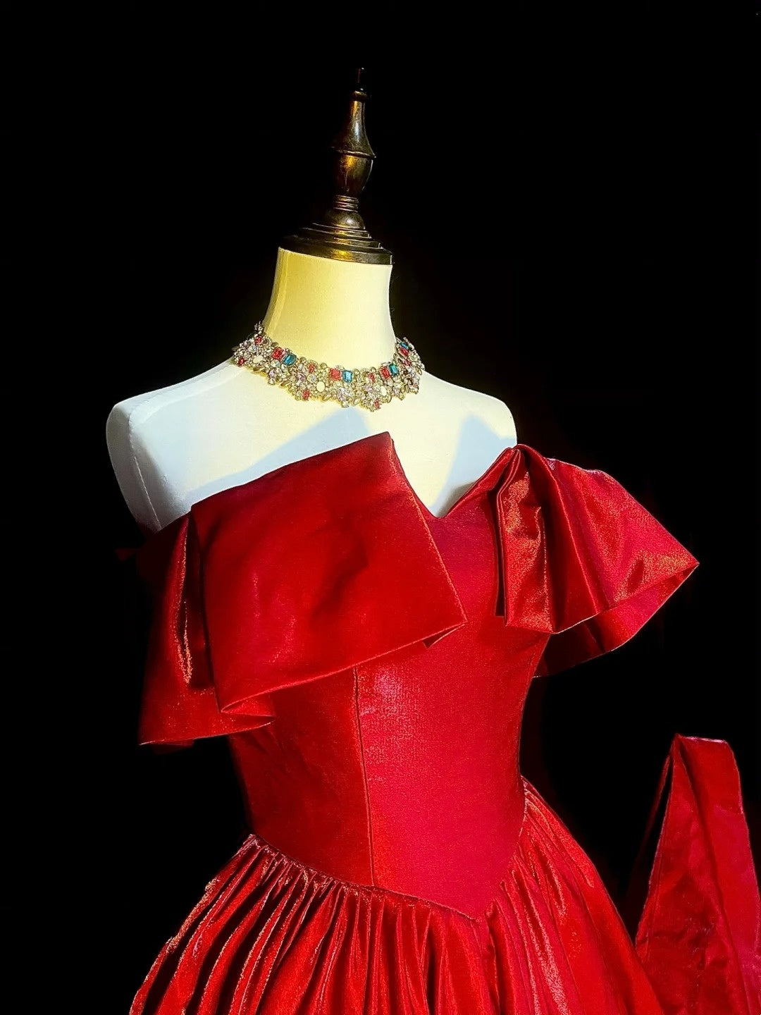 Vintage A Line Strapless Red Satin Senior Prom Dresses High School Long Formal Dress N1291