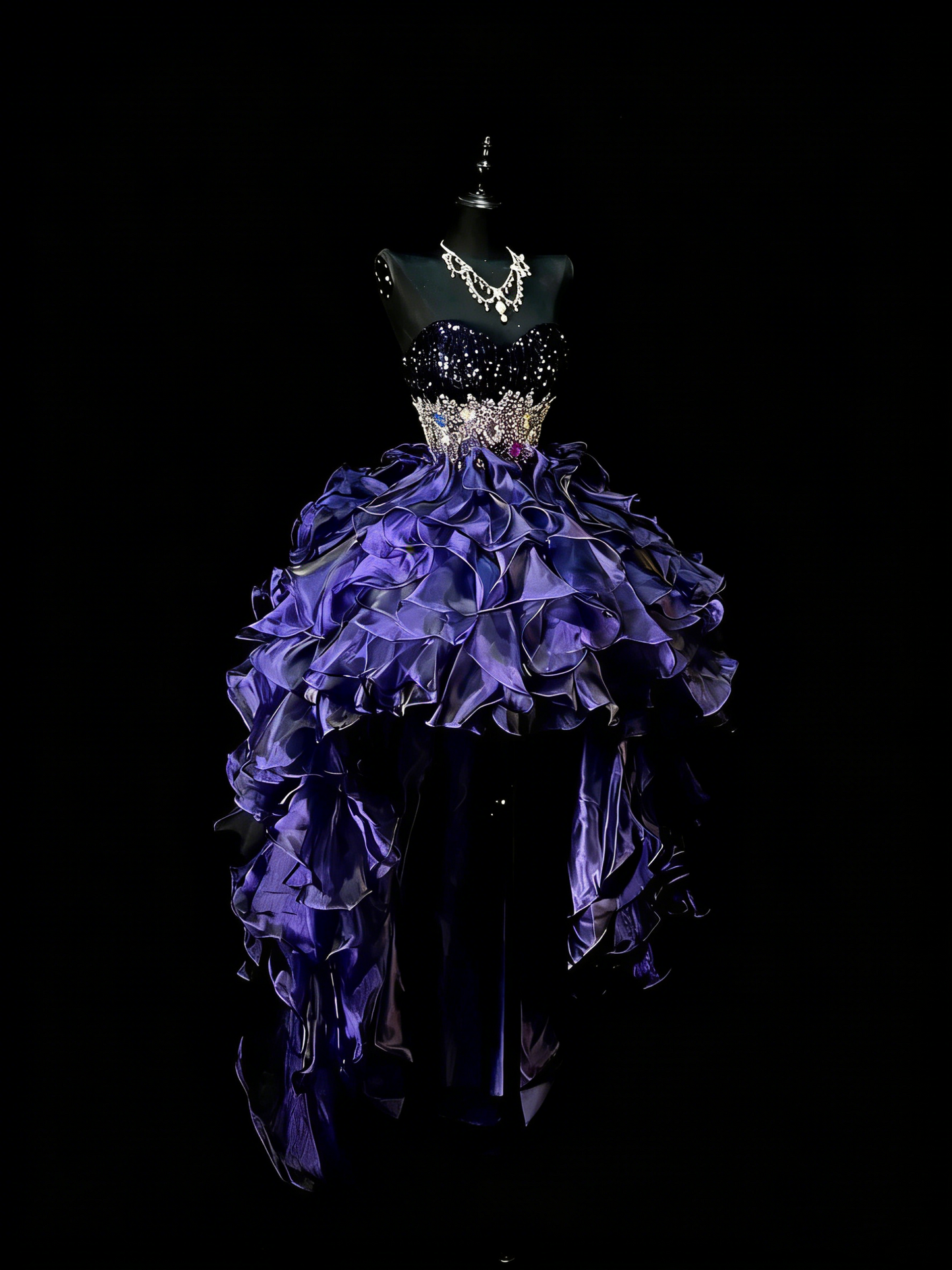 Elegantes, bodenlanges, marineblaues High-Low-Abendkleid mit Herzausschnitt – Inspiration für lange Abendkleider B391