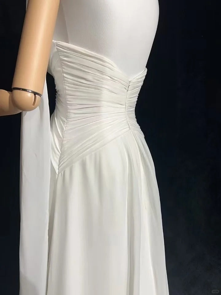 Schlichte Brautkleider A-Linie Spaghettiträger Chiffon Weiß Plissiert Sommer Strand Langes Hochzeitskleid N3831