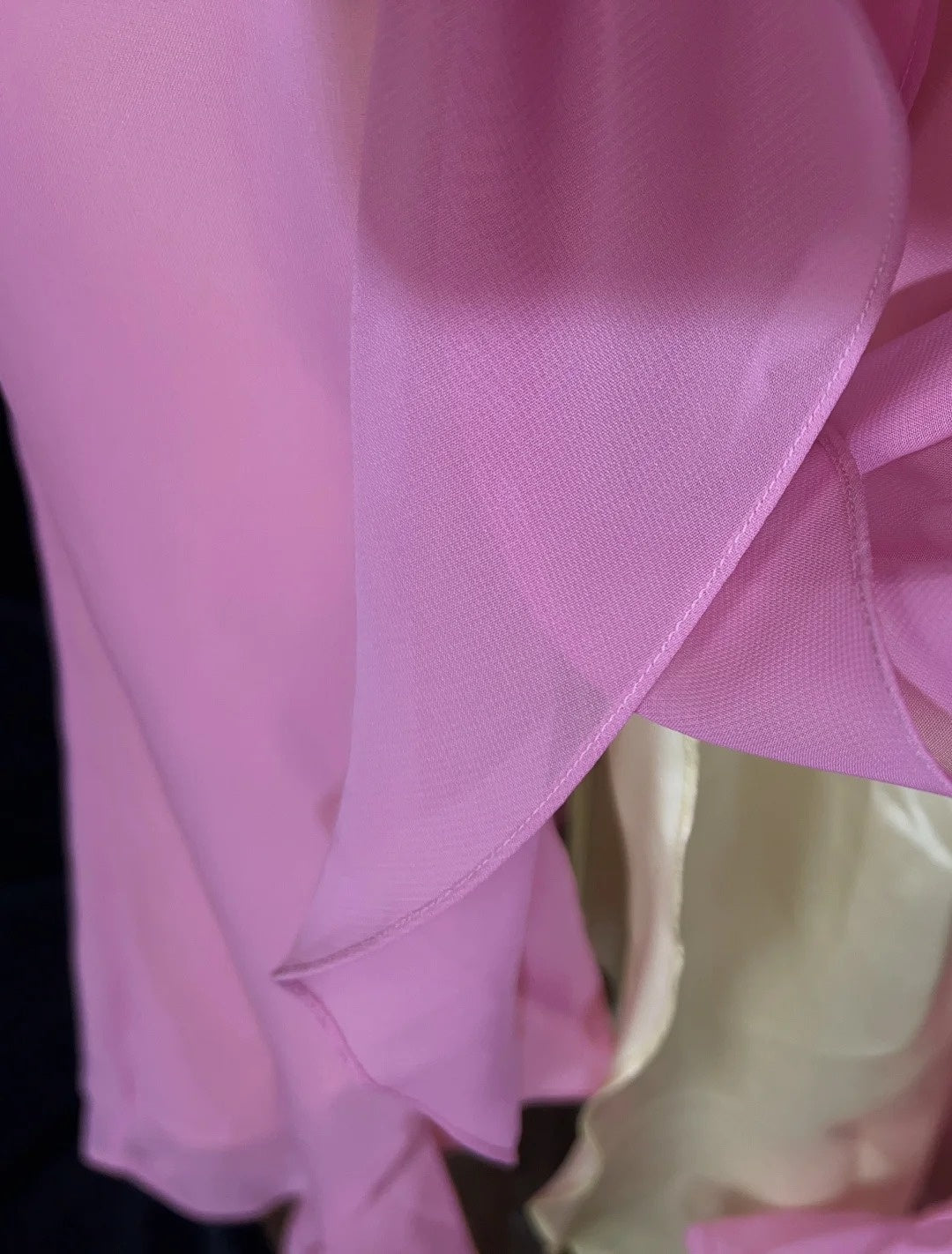 Idées de robes de bal modestes sirène col en V mousseline rose avec perles à volants pour femme robe de soirée formelle N3231