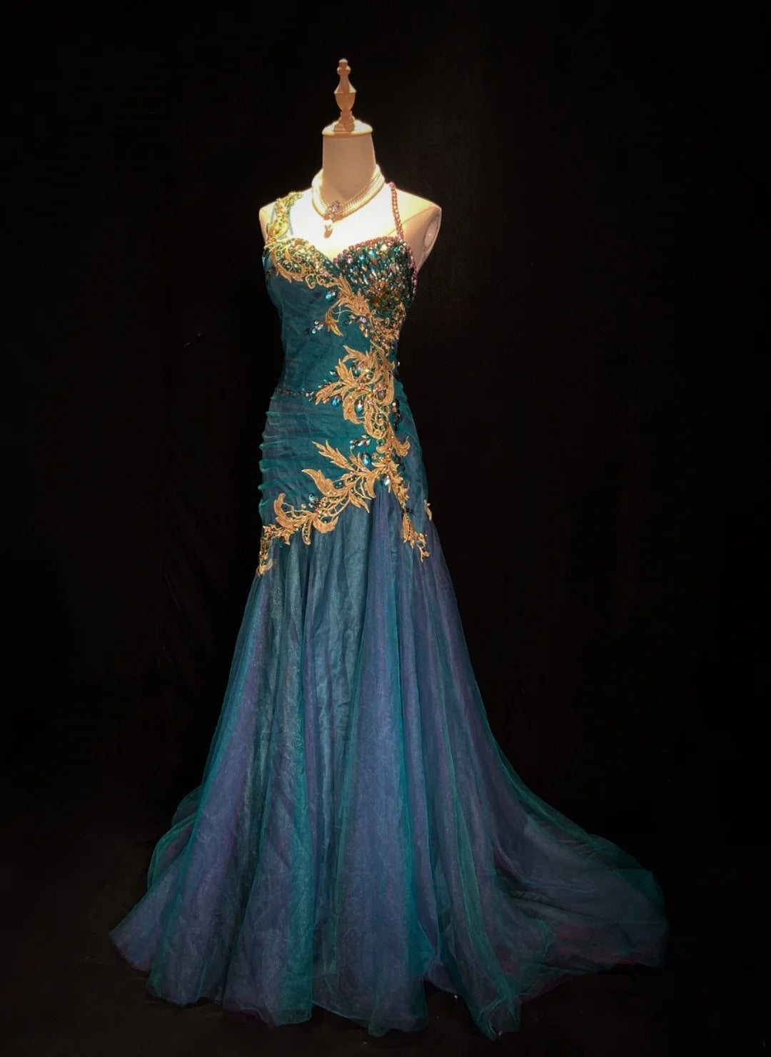 Robes de bal modestes Sirène Bretelles Spaghetti Tulle bleu sans manches Tenues de soirée longues et formelles N3632
