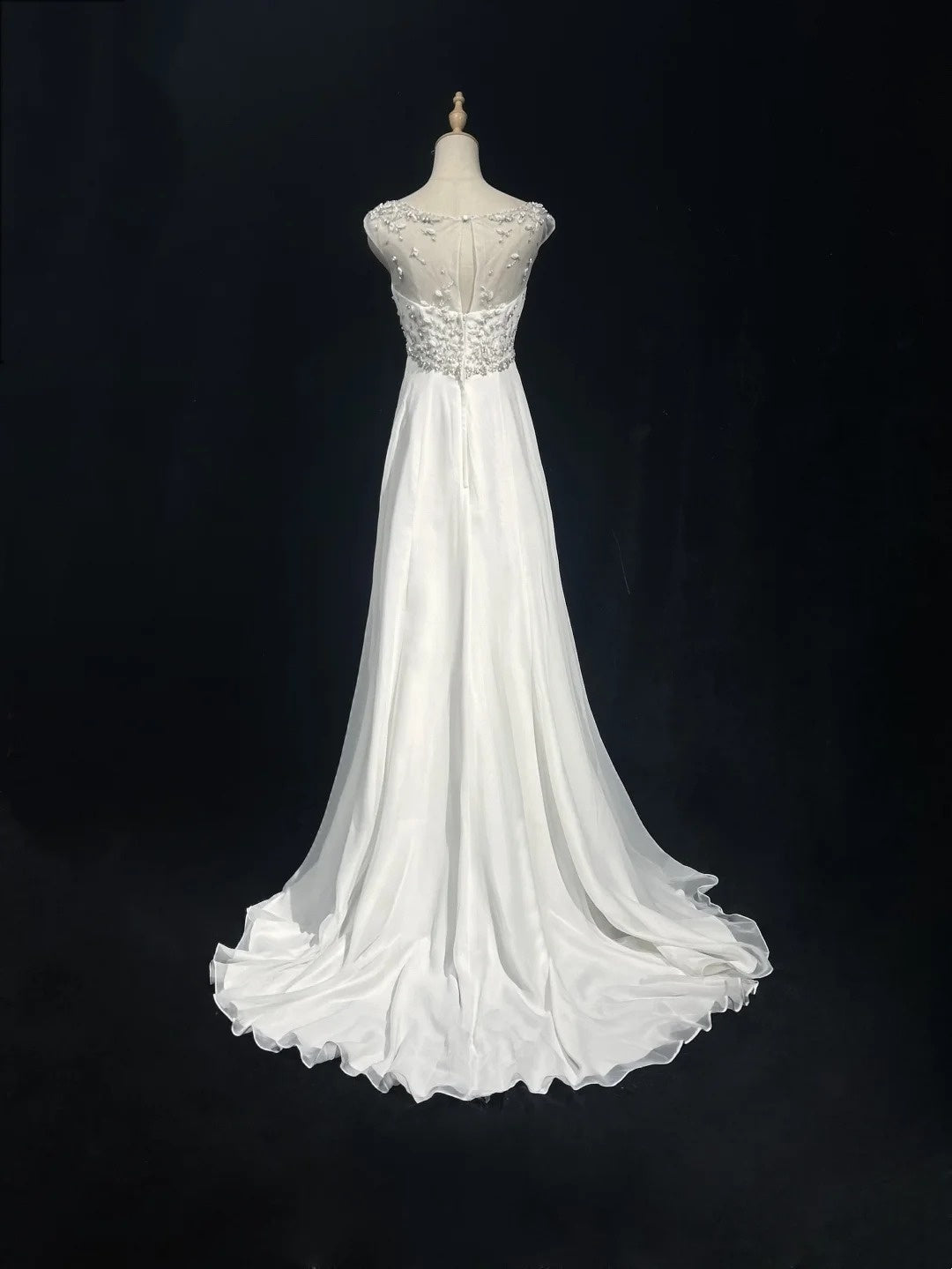 Märchenhafte Fantasy-Kunst-Brautkleider A-Linie U-Boot-Ausschnitt Weiße Perlen Lange Brautkleider Brautkleider N2600
