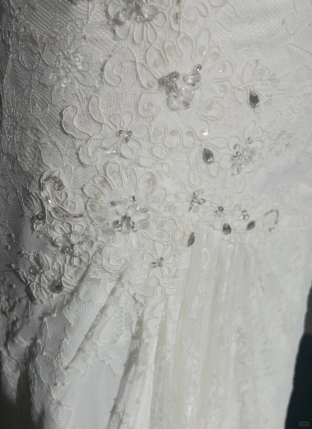 Robes de mariée uniques sirène, bretelles spaghetti, dentelle blanche, longue robe de mariée N3096