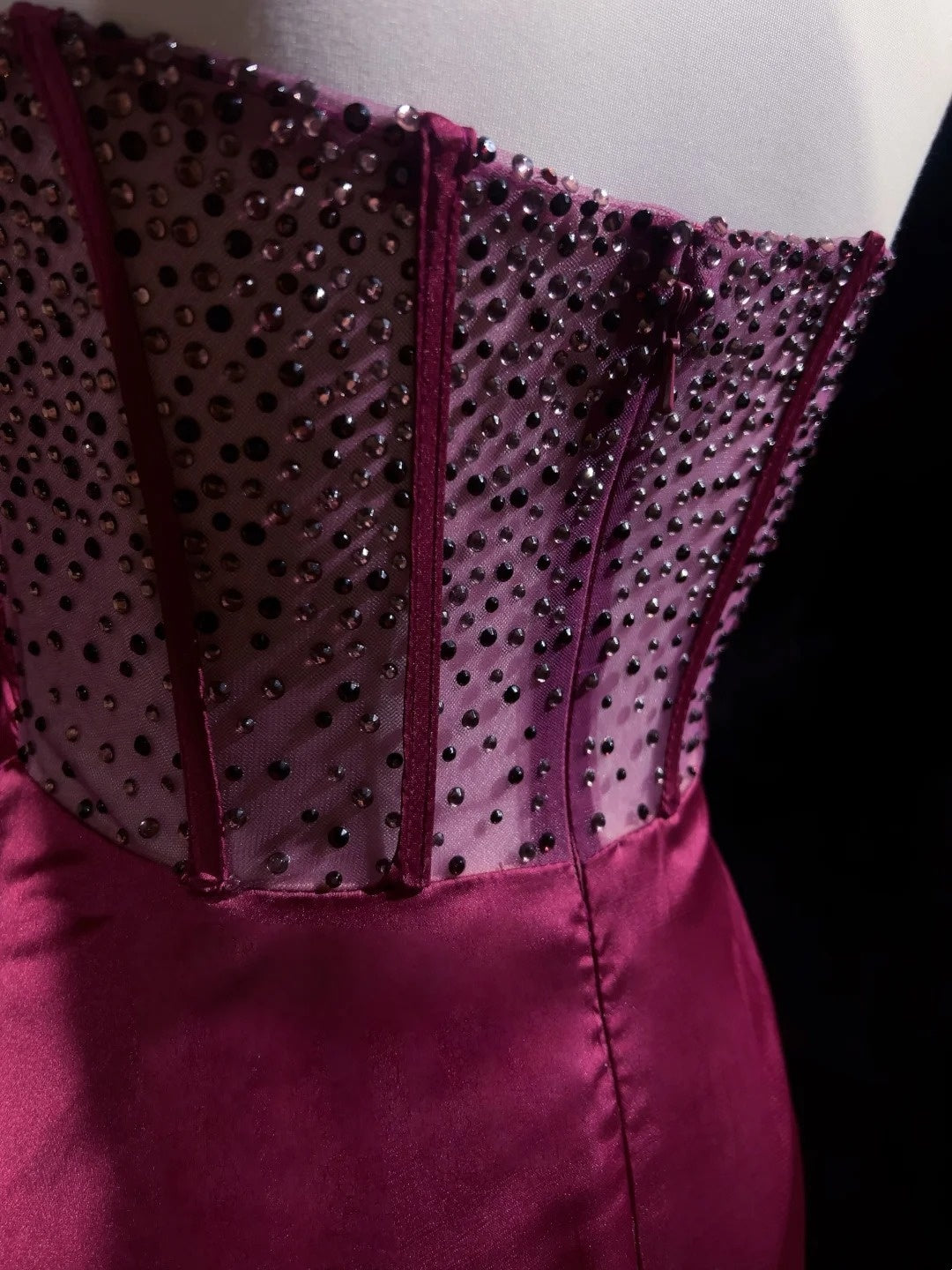 Vintage Ballkleider A-Linie Sweetheart Hot Pink Satin 70er Jahre Mit Perlen Langes Abendkleid N2530