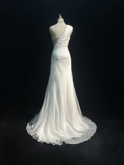 Vintage 90er Abschlussballkleider Meerjungfrau Weiß Chiffon mit Rüschen Silberne Perlen Langes Abschlussballkleid mit Umhang N3035