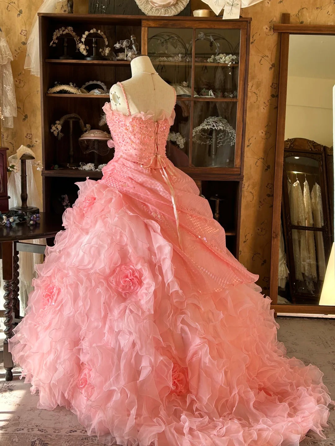Vintage Ballkleid Spaghettiträger Rosa Mit Lagen Stufen Sweet 16 Kleider Quinceanera Kleid Lang 15 Vestidos De Fiesta N2263