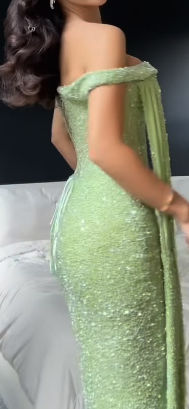 Neu eingetroffen: Elegantes grünes langes Partykleid, Ballkleid, Meerjungfrau-Kleid für Damen N4070