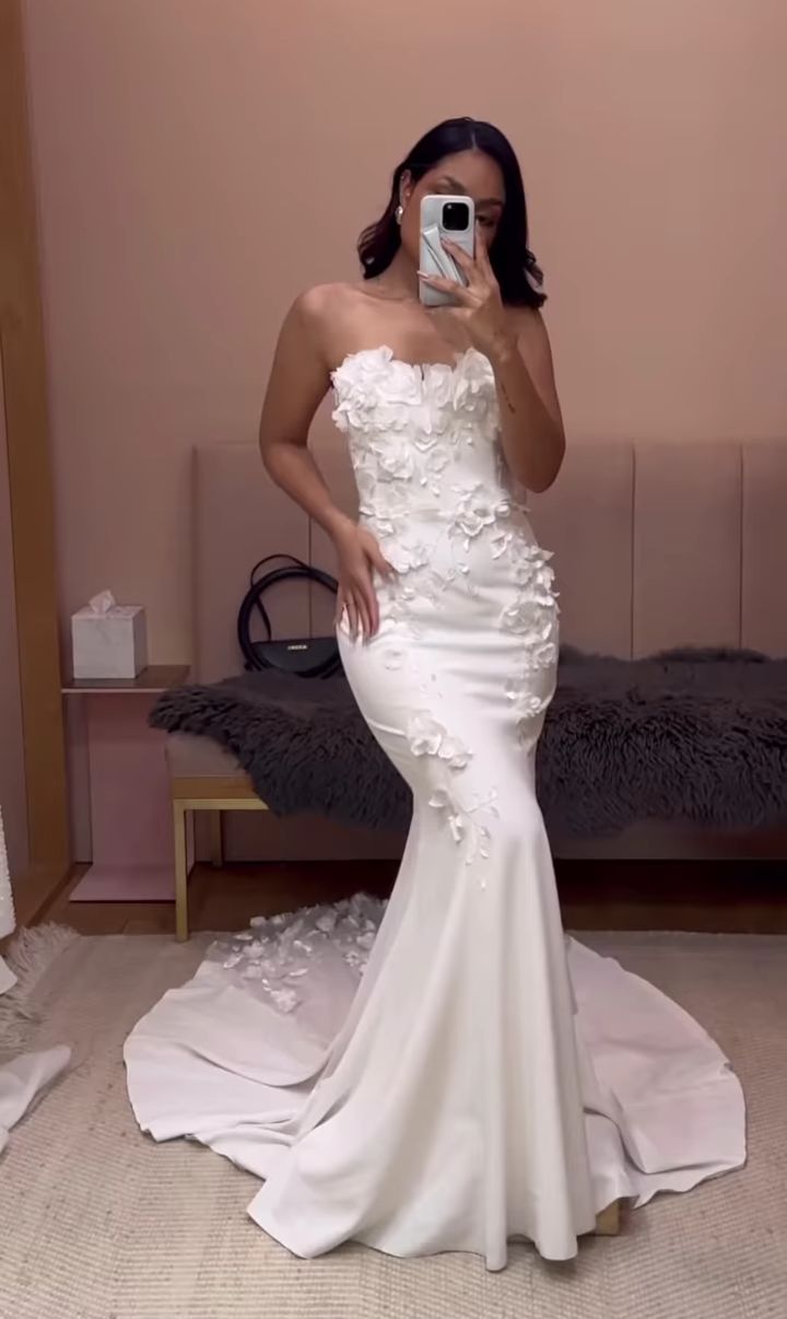 Elegant Women's Mermaid Sweetheart With Lace Sleeveless White Long Wedding Gowns Dresses AB1655