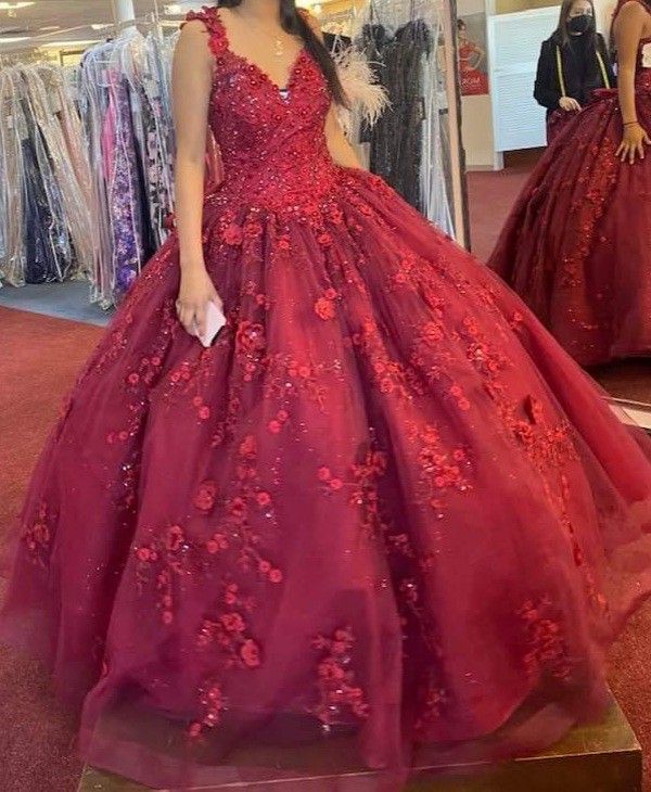 Robe de bal bordeaux bustier cœur pour quinceañera, robe de luxe en tulle pour anniversaire, robe pour 15 ou 16 ans AB1741