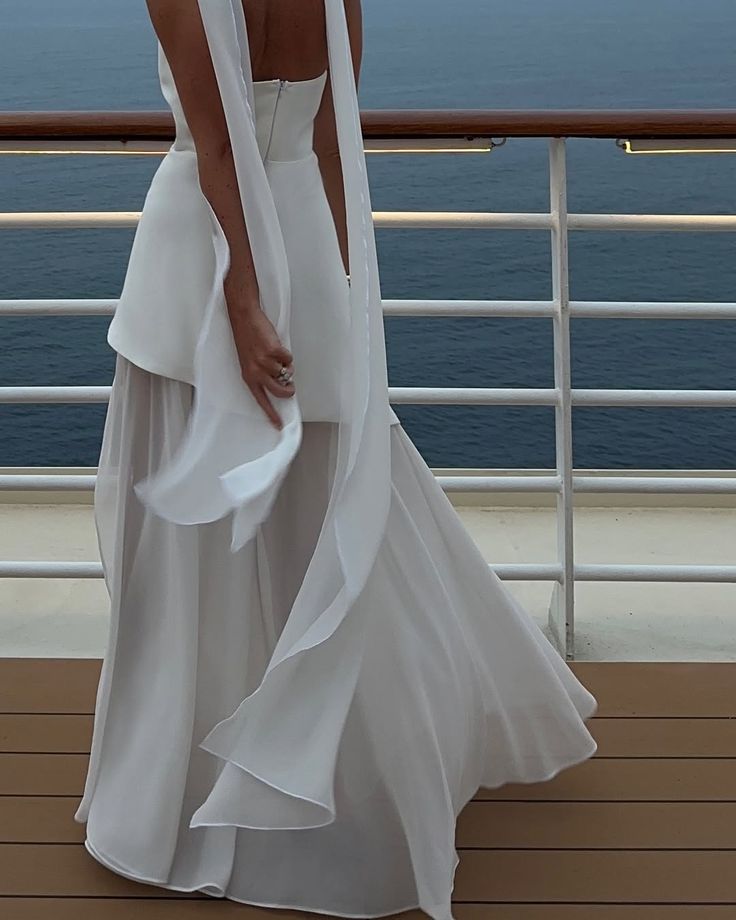 Robe de bal d'été fendue en satin et mousseline blanc sans bretelles, idéale pour les fêtes et les 18 ans (AB2396)