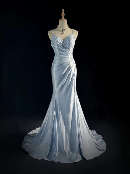 Elegantes blaues Spaghettiträger-Abendkleid mit plissiertem Herzausschnitt, sexy rückenfreiem Meerjungfrauenschnitt und perfekter Silhouette für Promi-Bankette und Abendveranstaltungen AB987