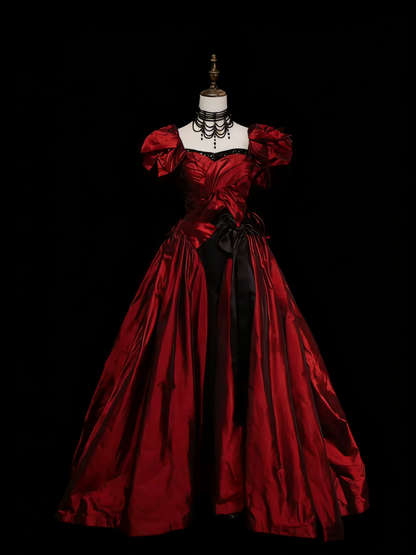 Robe de bal vintage bordeaux à col carré et volants, idéale pour les 16 ans (Quinceañera), longueur 15 pouces (réf. N1453)