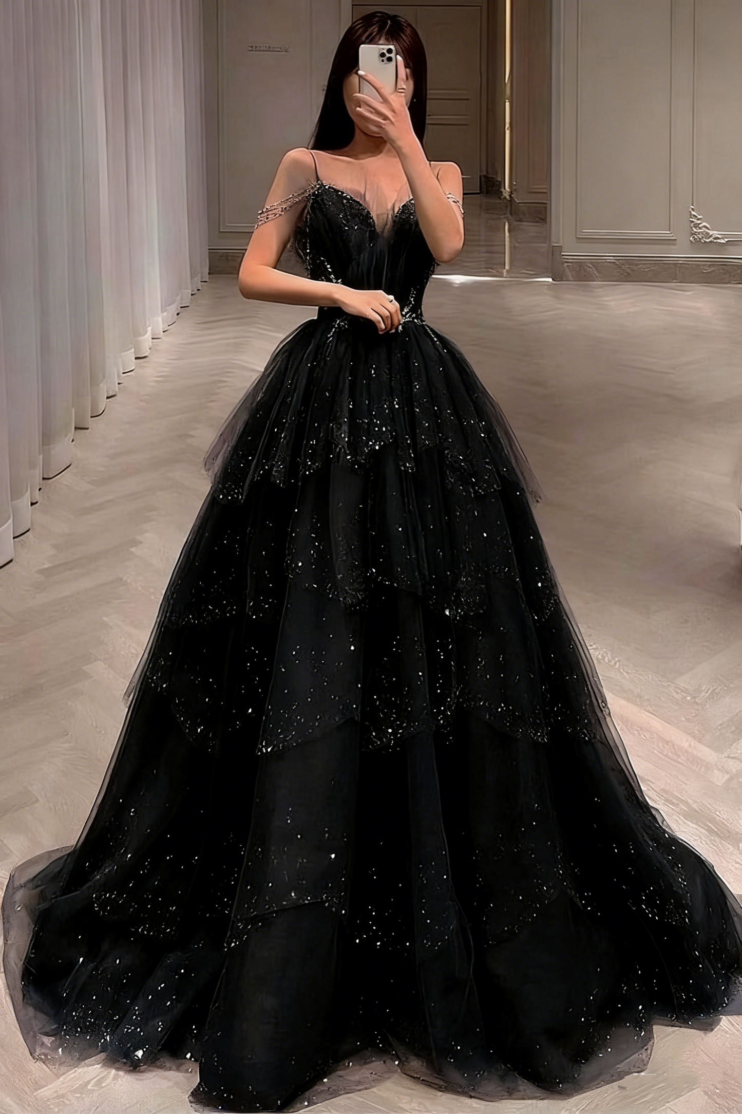 Robe de bal somptueuse en tulle bleu scintillant ornée de perles, robe de soirée à volants et strass AB2197