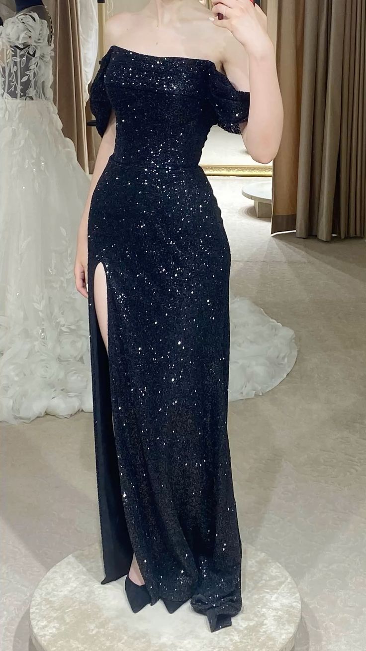 Funkelndes, schulterfreies Paillettenkleid in Trompeten-/Meerjungfrauenform mit Schleppe, marineblau, mit Schlitz, Abendkleid AB665