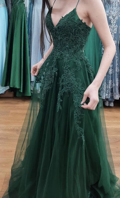 Robe de bal vert foncé en tulle, coupe trapèze, bretelles spaghetti et dentelle, modèle AB461