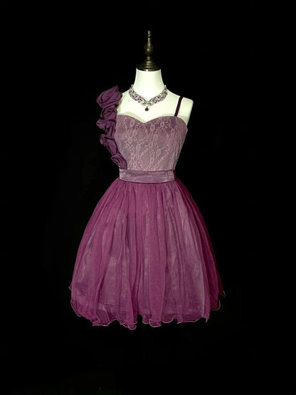 Vintage-Ballkleid, schulterfrei, lila Tüll, Inspiration für die 2000er Jahre, Homecoming-Kleider, kurze Inspiration, N1355