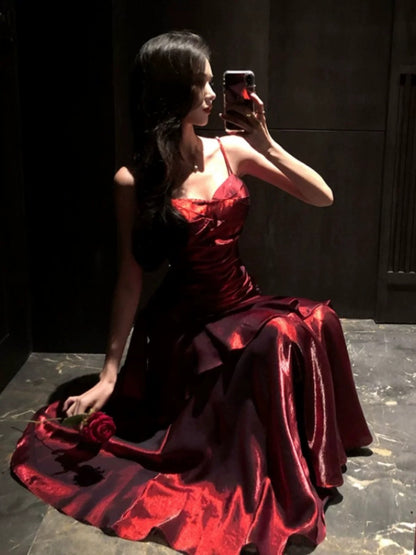 Superbe robe de bal sirène à bretelles spaghetti bordeaux en satin longue Inspiration Prom Dresses RB1331