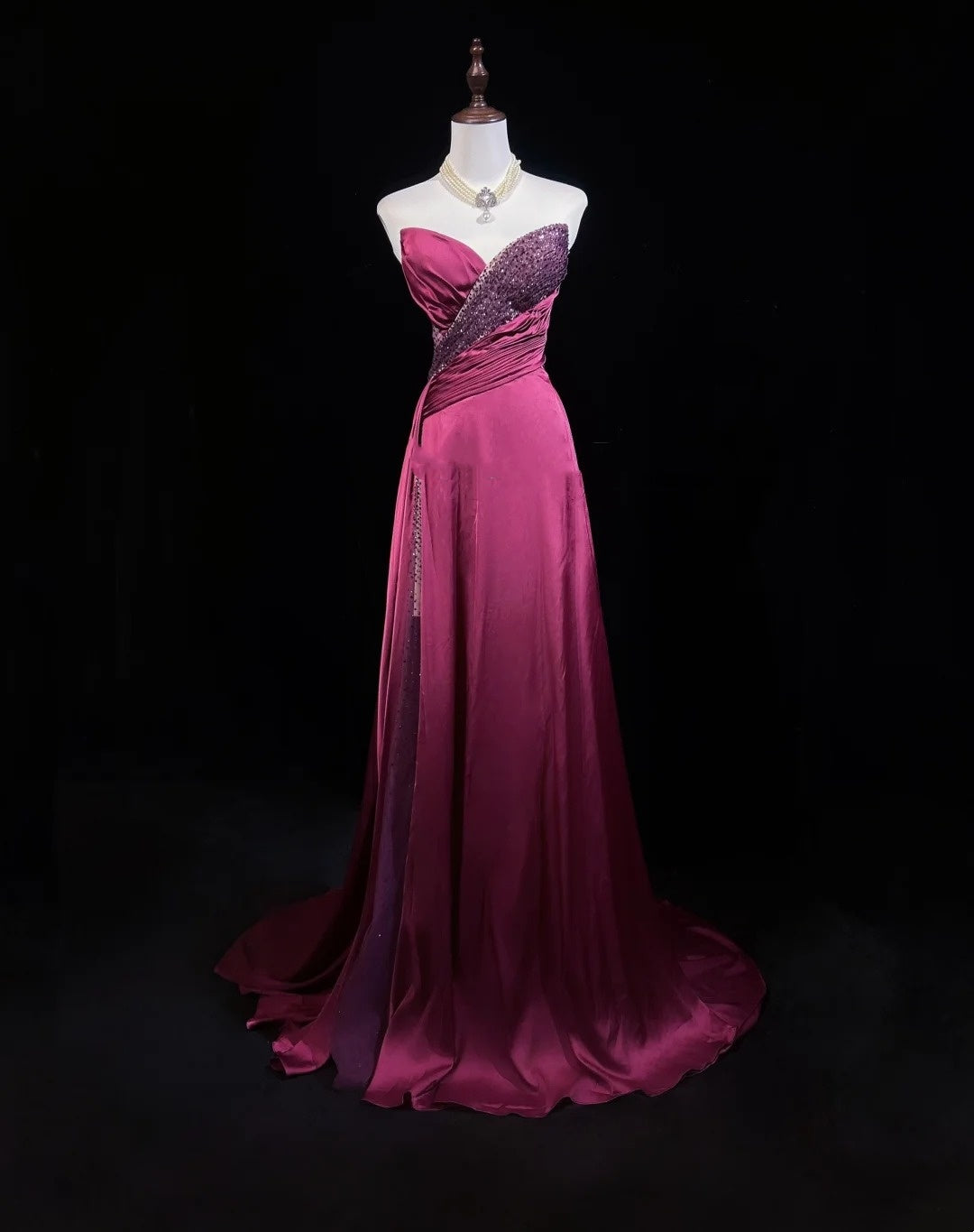 Vintage Ballkleider A-Linie Sweetheart Hot Pink Satin 70er Jahre Mit Perlen Langes Abendkleid N2530