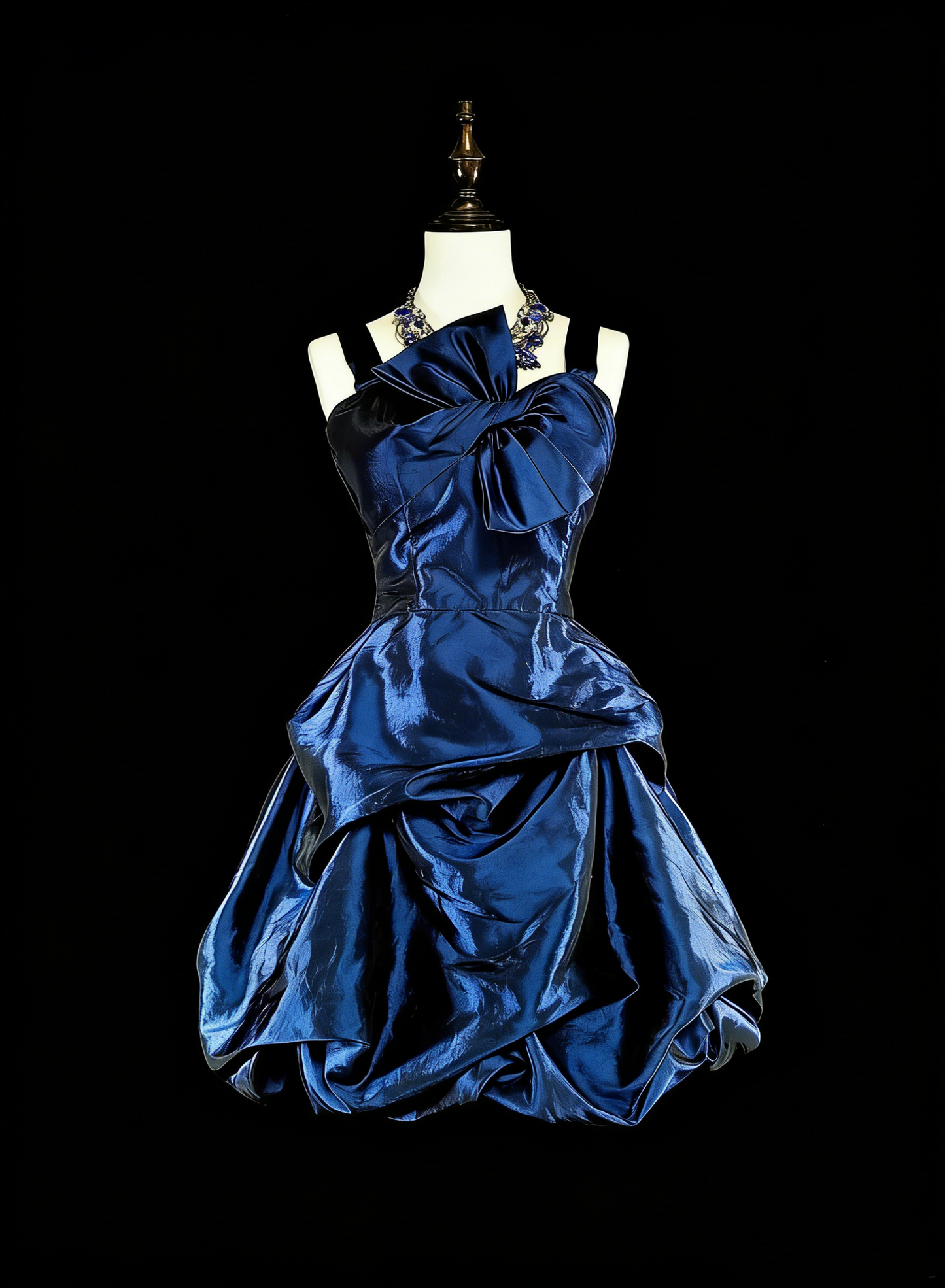 Jolie Robe Courte de Bal ou de Retour à la Maison en Taffetas Bleu Marine à Bretelles Fines, Modèle N2721