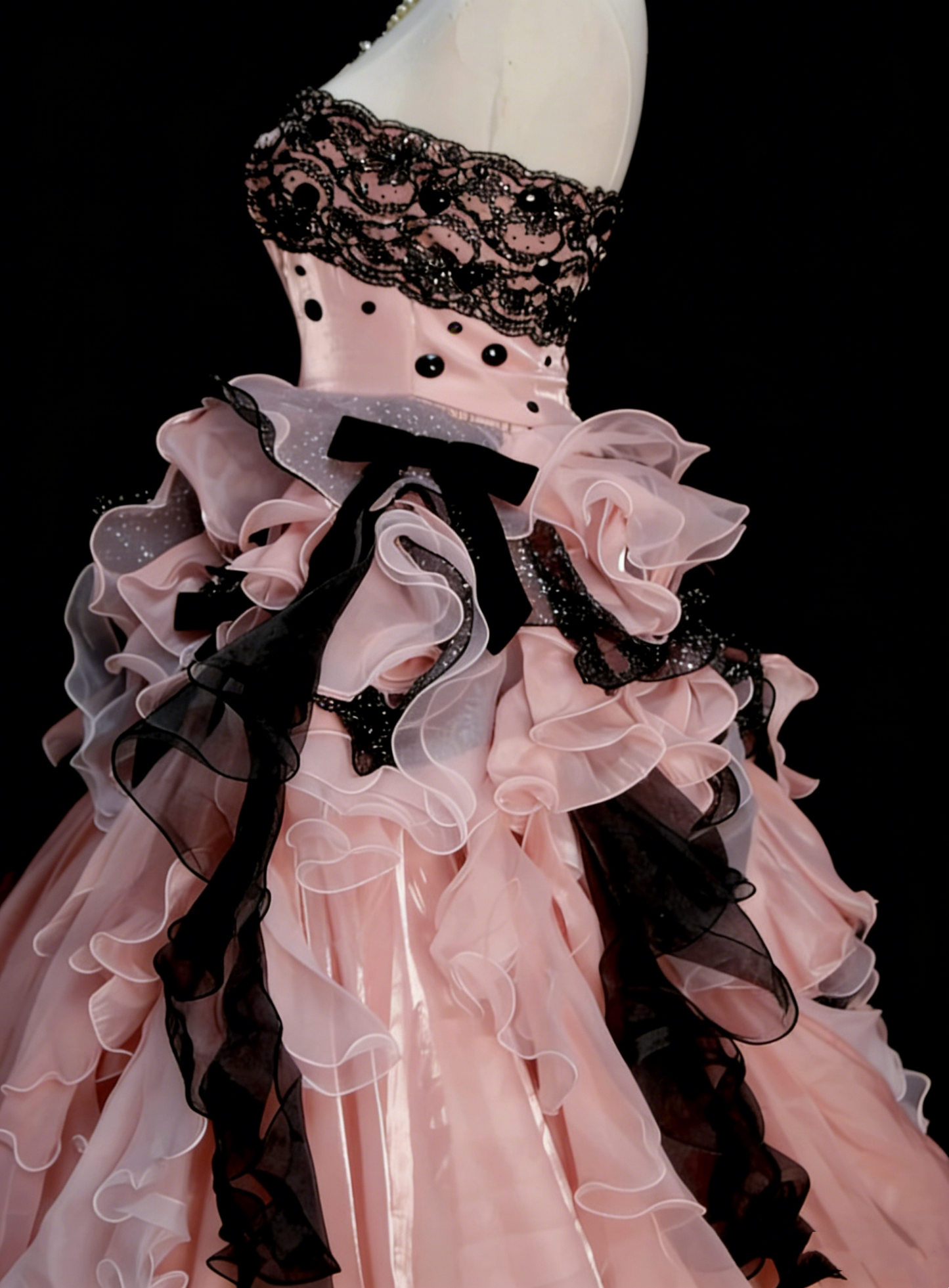 Süßes Ballkleid Trägerlos Pink Tüll mit gestuften Lagen Rüschen Lange Partykleider Abschlussballkleider N2242