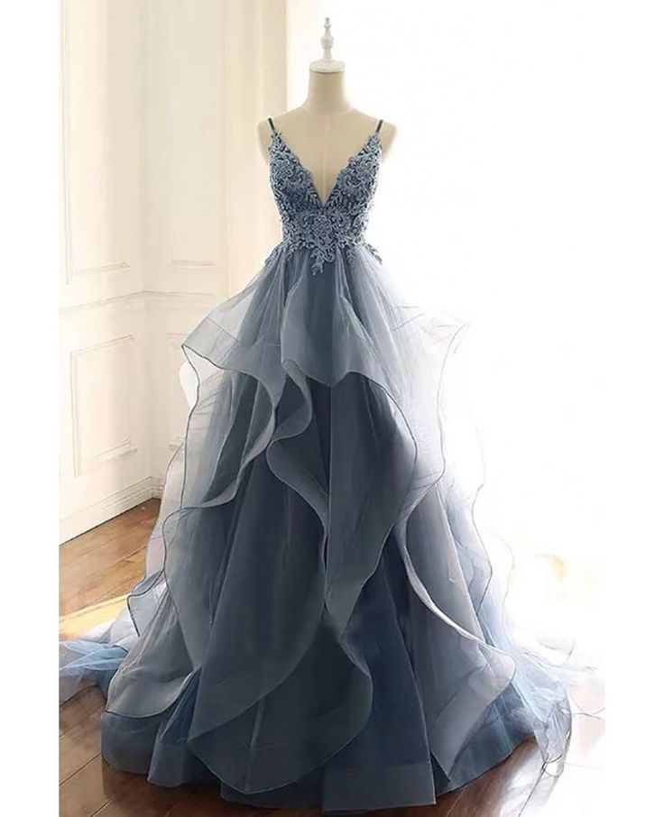 Magnifique robe de bal bleue à col en V, dentelle à sequins et volants, bretelles N1783