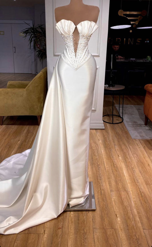 Glamorous Ivory Mermaid Long Prom Dress With Appliques AB1646