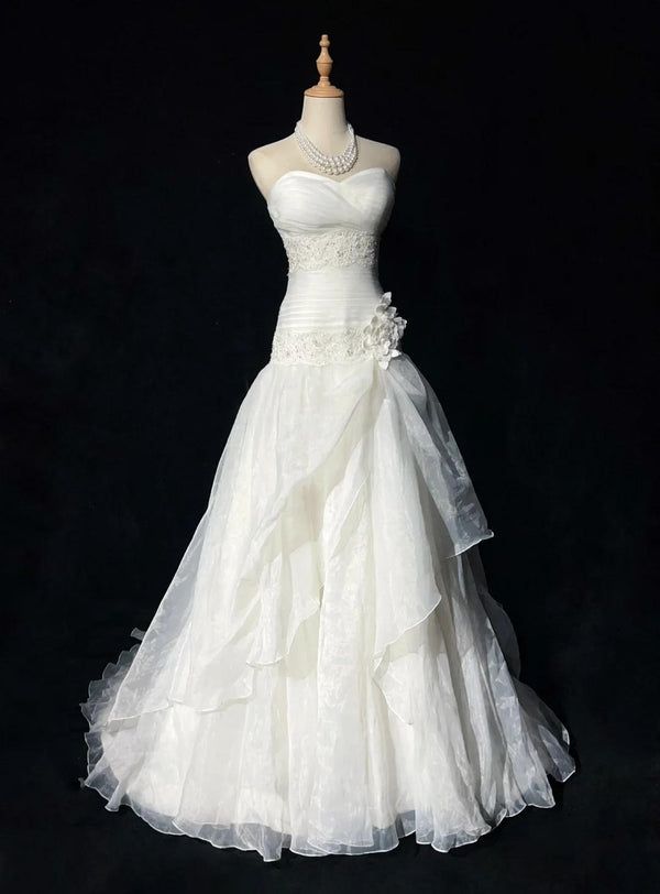 Bezauberndes langes Meerjungfrauen-Brautkleid für Damen aus weißem Tüll mit Falten und Blumenmuster, AB1482