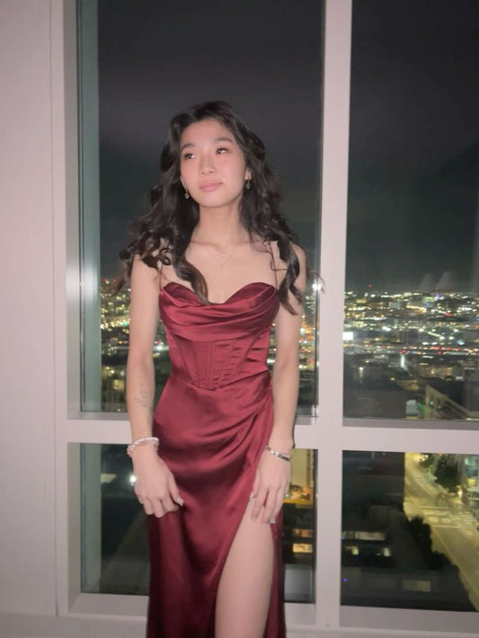 Robe de bal sirène élégante à fines bretelles en satin bordeaux fendue - Inspiration pour adolescentes - Tenue de soirée - Robe de bal AB021