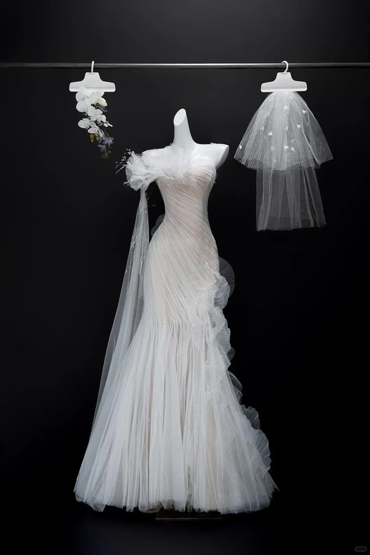 Unique Mermaid White Tulle Long Wedding Dress Pleated Brides Wedding Dresses A041